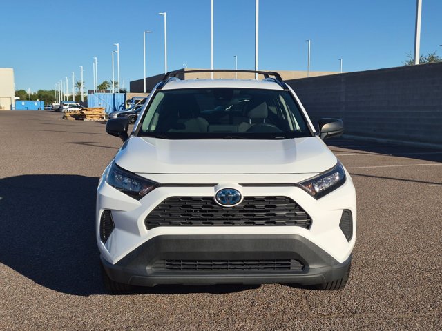 Used 2022 Toyota RAV4 LE AWD/4WD image 2