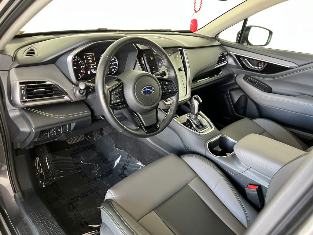 Certified 2025 Subaru Outback Onyx Edition AWD/4WD image 19