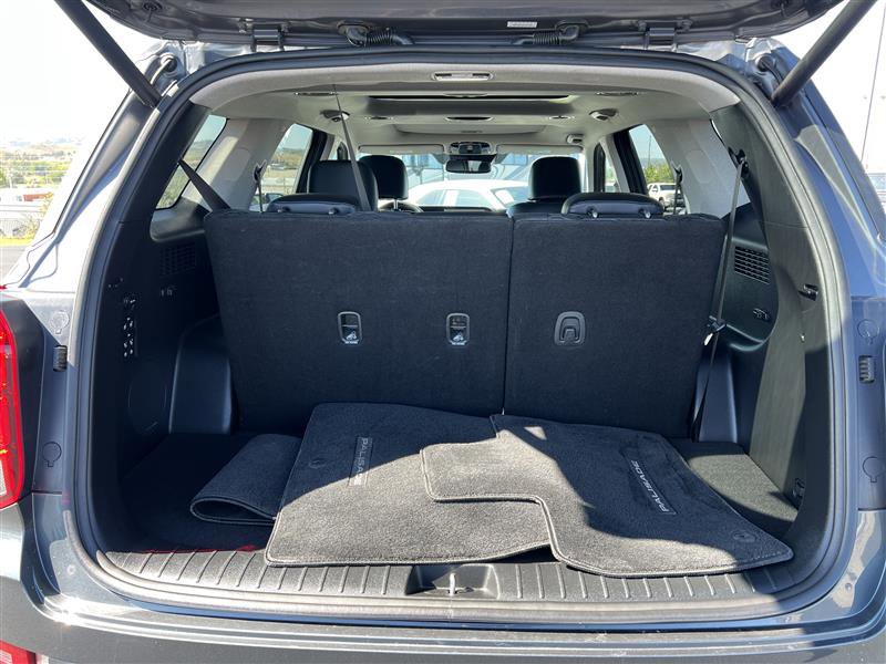 Used 2021 Hyundai Palisade Limited image 19