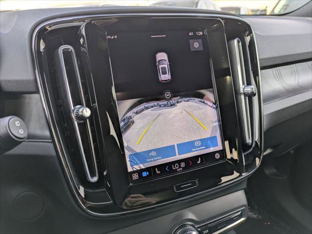 Used 2023 Volvo XC40 Recharge Plus image 19