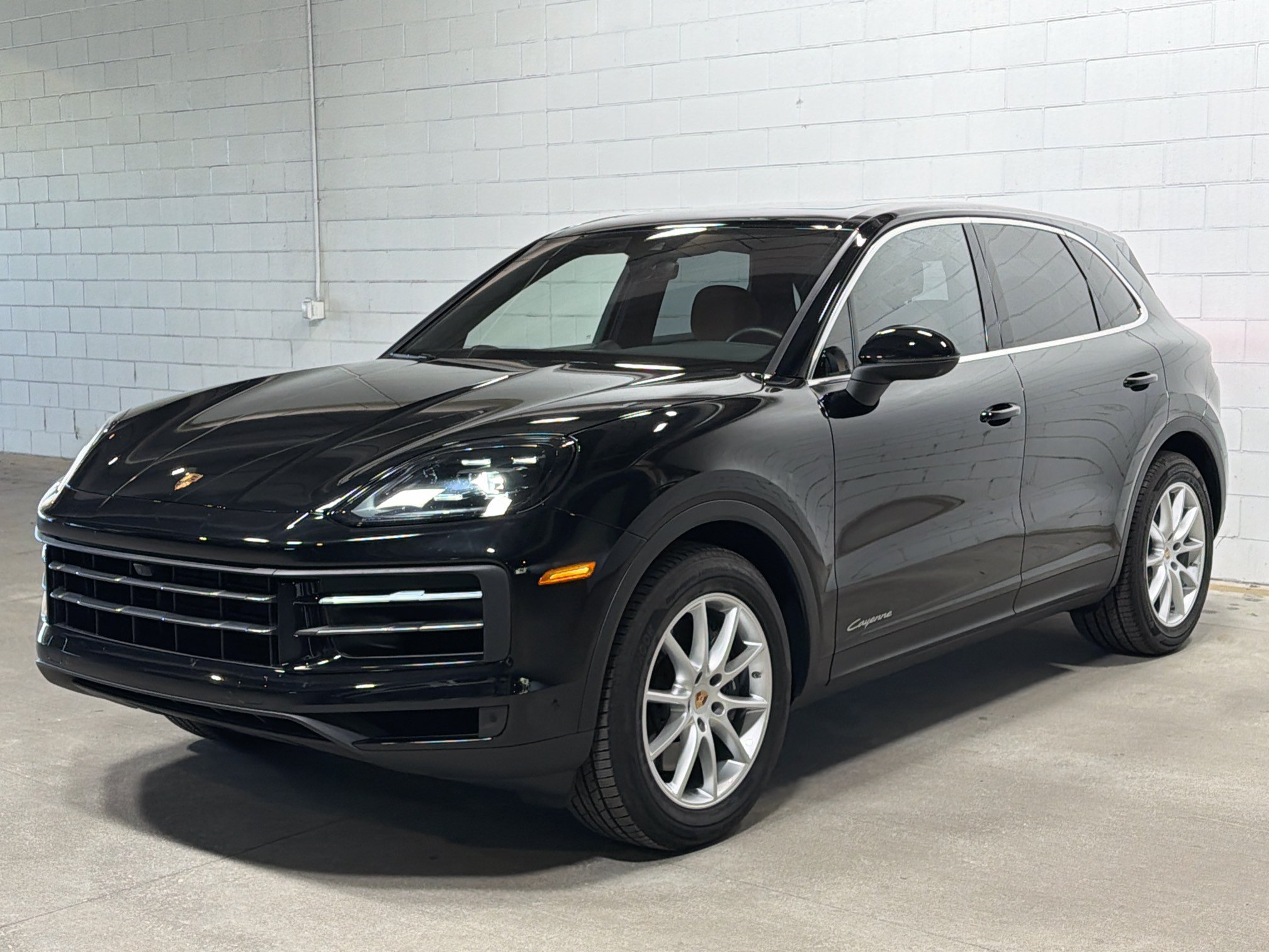 Certified 2026 Porsche Cayenne AWD/4WD image 1