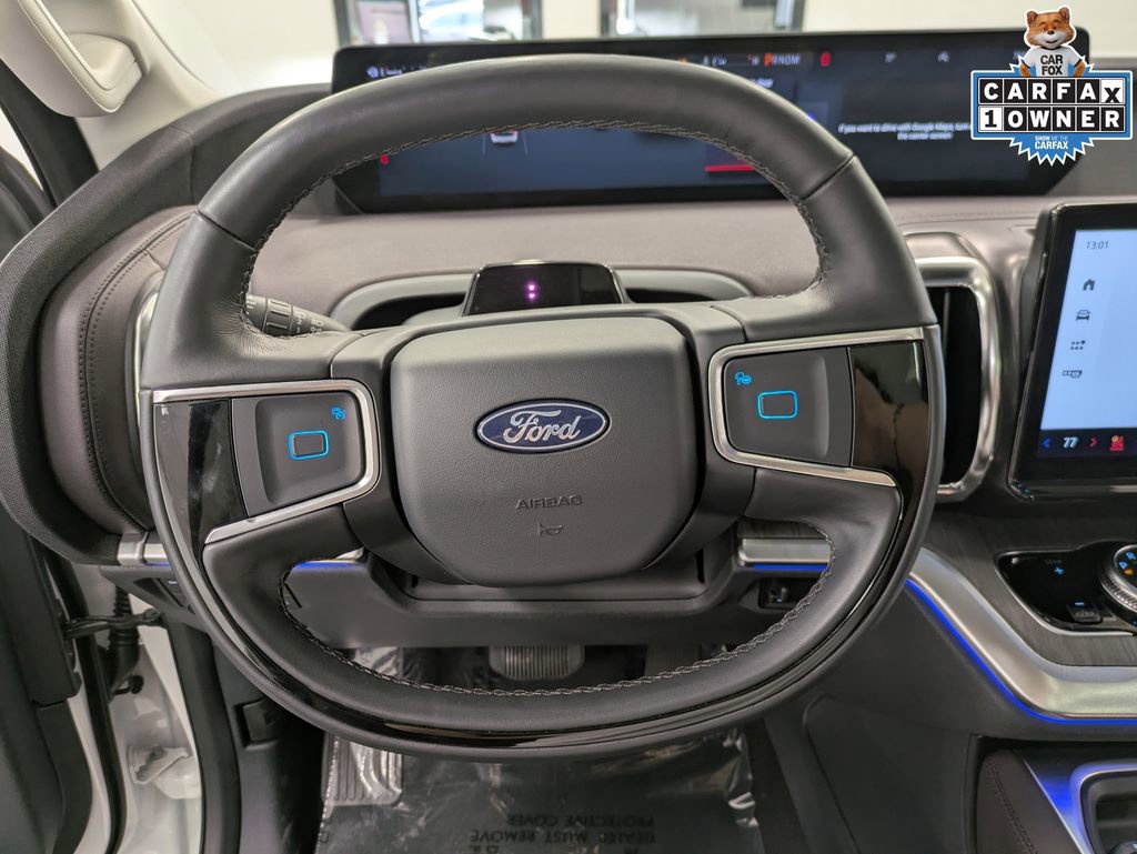 Used 2025 Ford Expedition Max Platinum w/ Platinum Ultimate Package AWD/4WD image 19