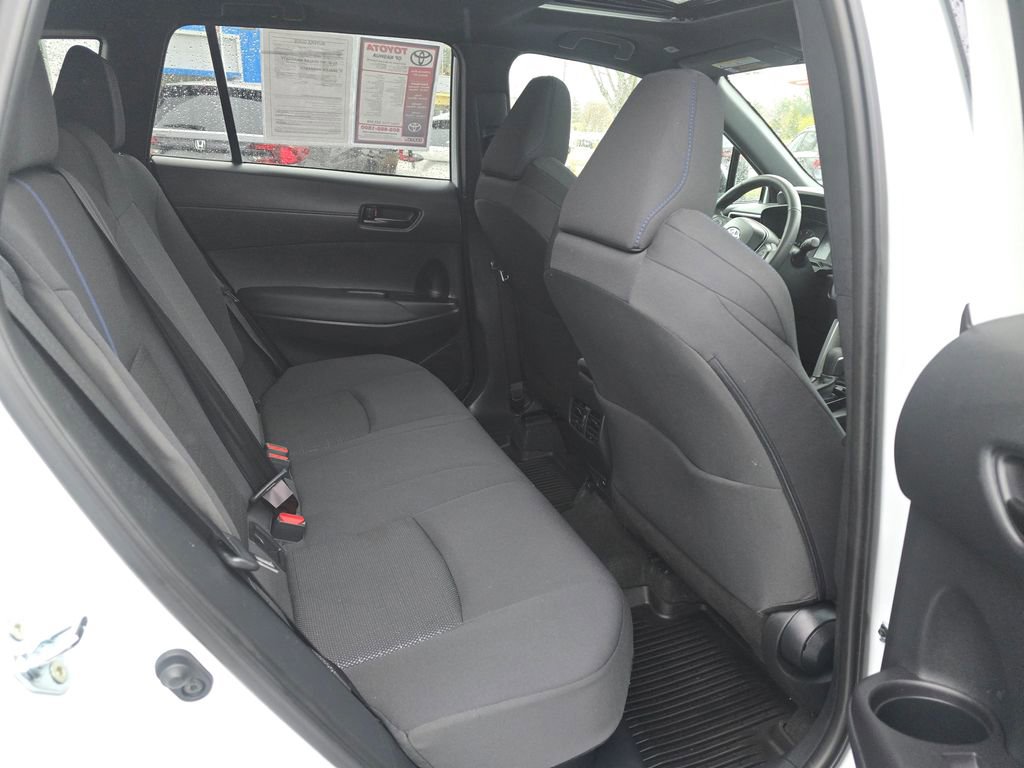 Used 2024 Toyota Corolla Cross SE w/ Moonroof Package image 13
