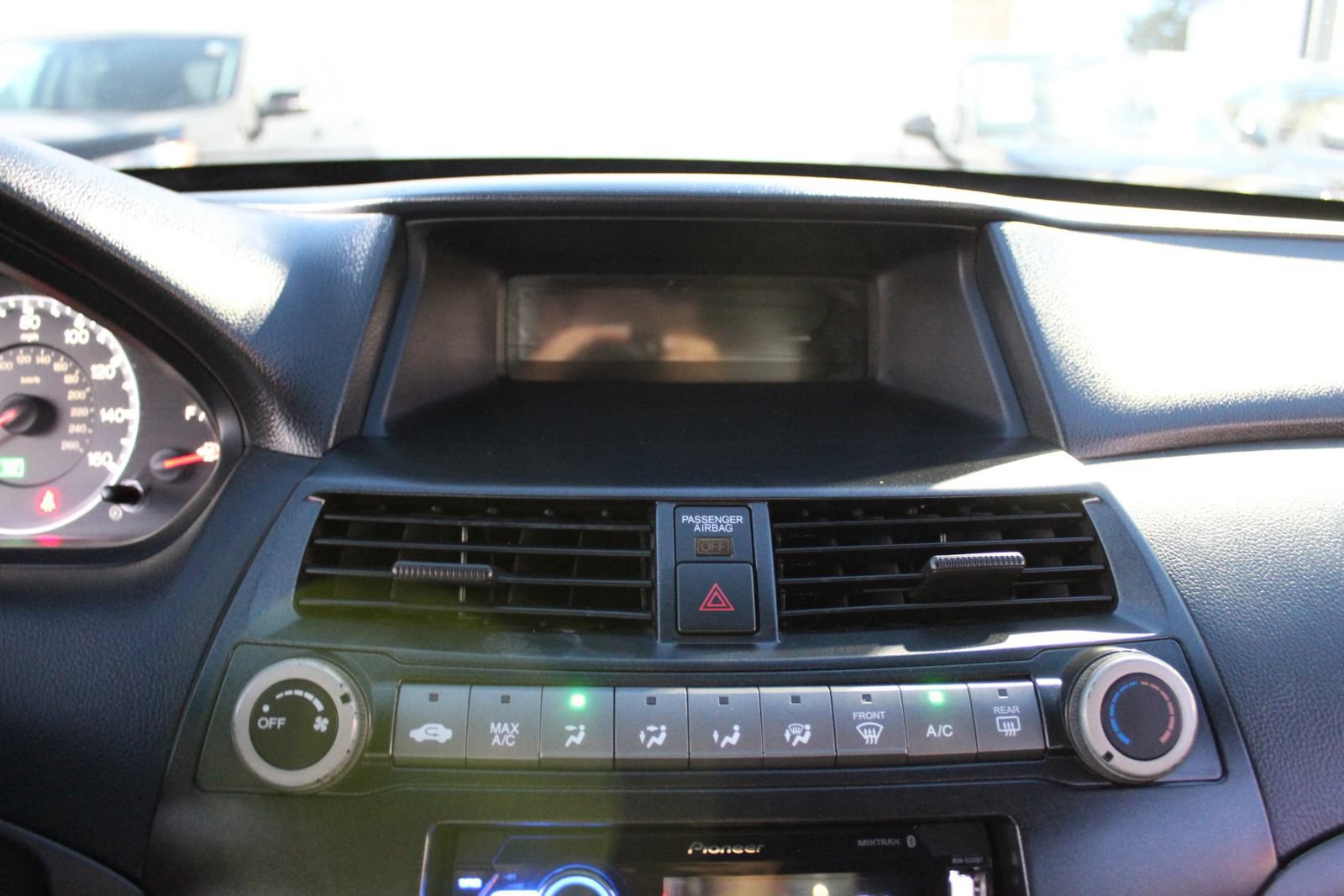 Used 2010 Honda Accord LX image 17