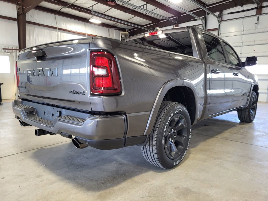 New 2026 RAM 1500 4x4 Crew Cab image 5