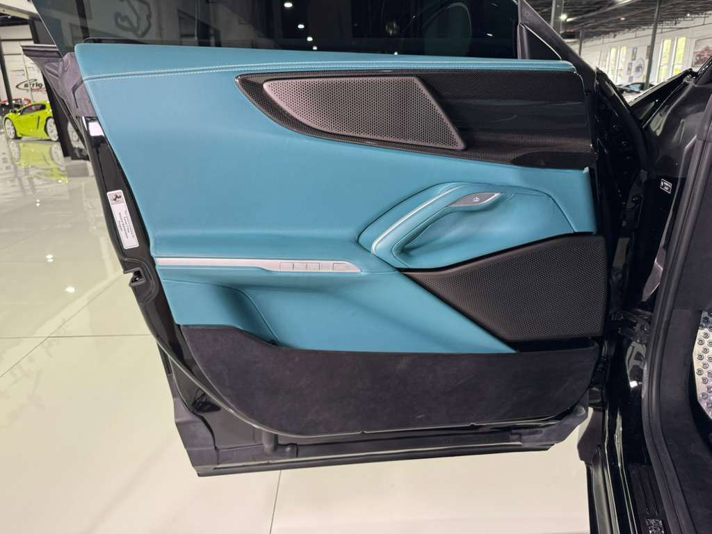 Used 2024 Ferrari Purosangue image 34