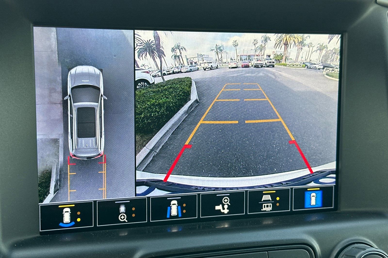 Certified 2023 GMC Terrain AT4 w/ Infotainment Package II image 21