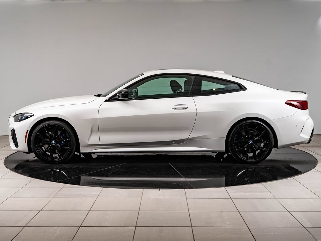 Certified 2025 BMW 430i xDrive Coupe w/ M Sport Package AWD/4WD image 5