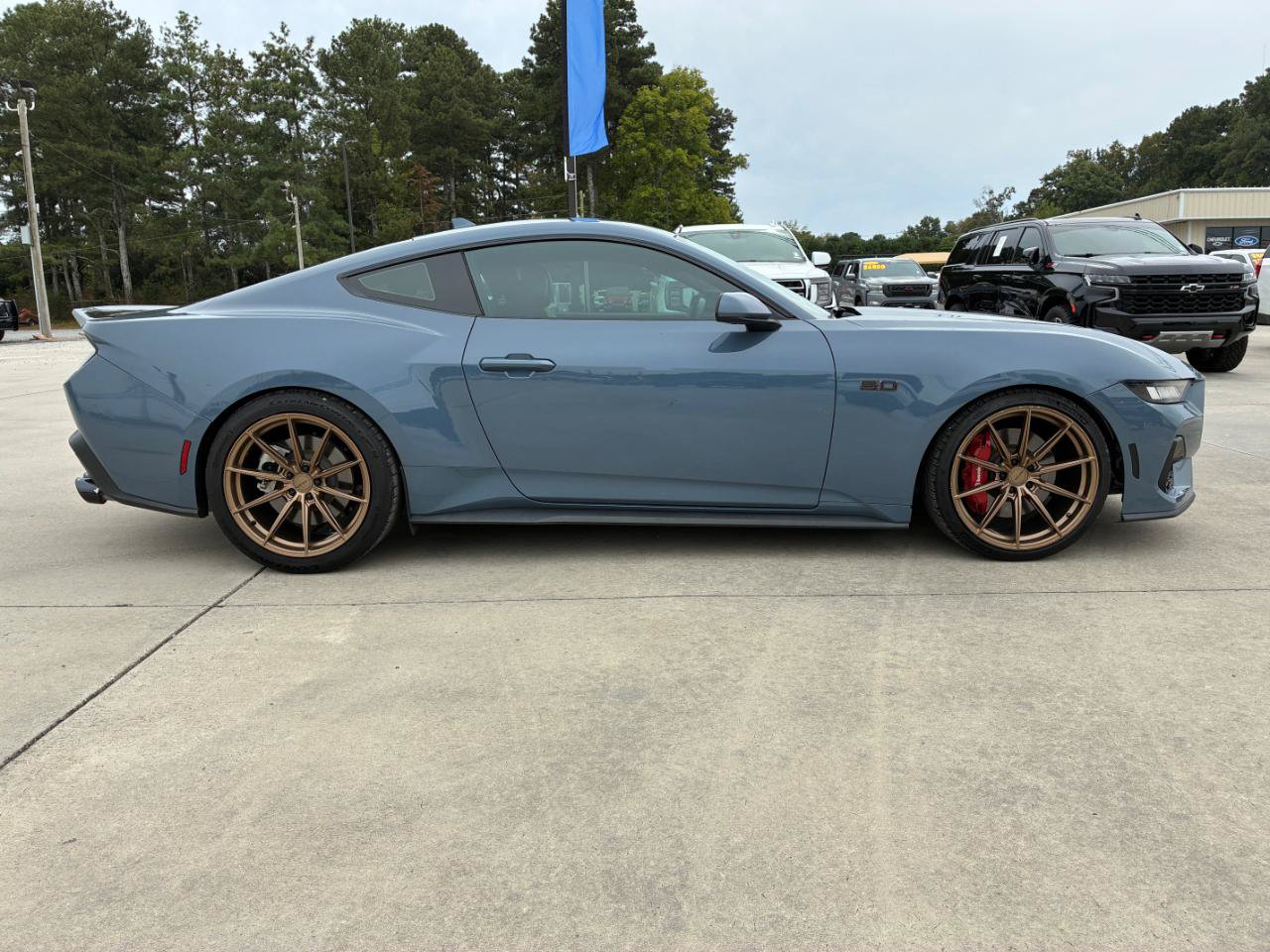 Used 2024 Ford Mustang GT RWD image 5