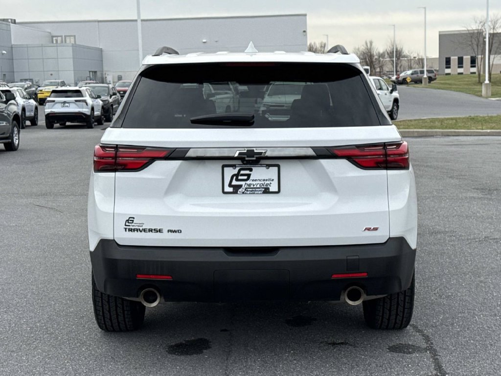 Used 2023 Chevrolet Traverse RS w/ LPO, Floor Liner Package AWD/4WD image 26