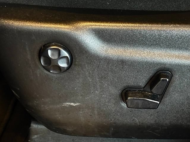 Used 2019 Jeep Grand Cherokee Limited RWD image 17