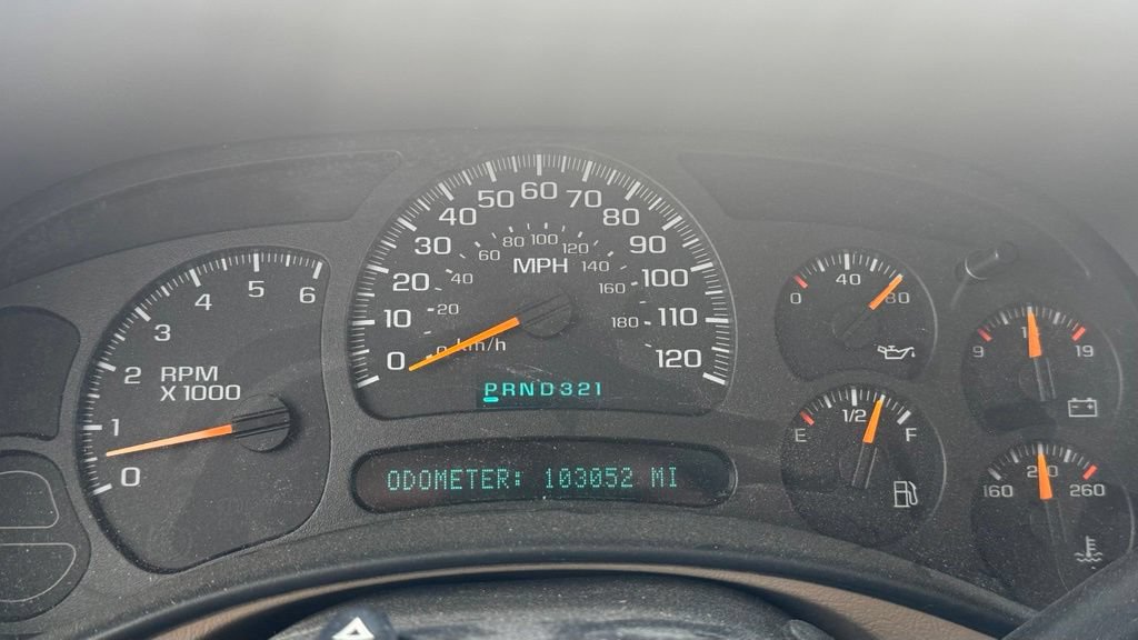 Used 2003 Chevrolet Suburban LS w/ LS Preferred Equipment Group AWD/4WD image 20