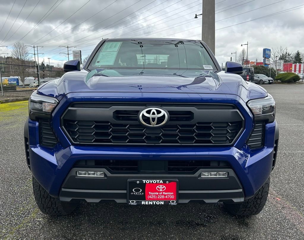 Certified 2024 Toyota Tacoma TRD Off-Road image 2