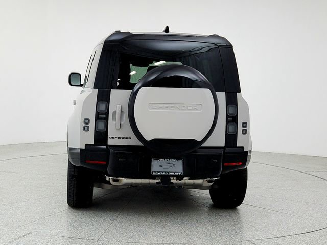 New 2026 Land Rover Defender 110 X-Dynamic SE image 6