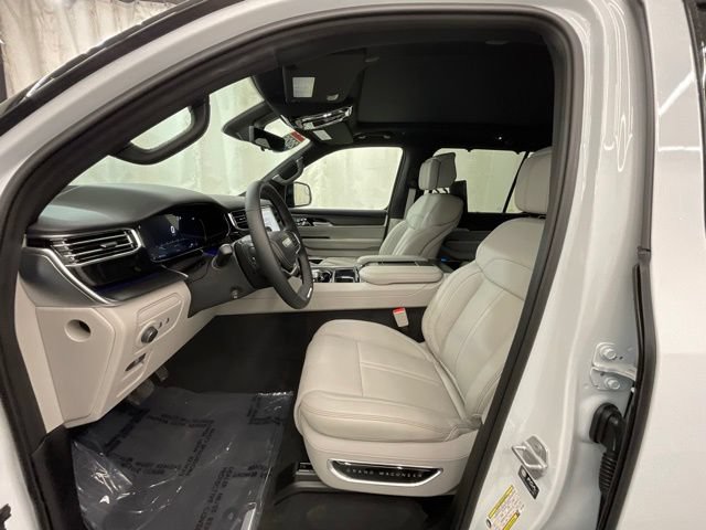 New 2026 Jeep Grand Wagoneer L Summit w/ Rear Seat Video Group I AWD/4WD image 10