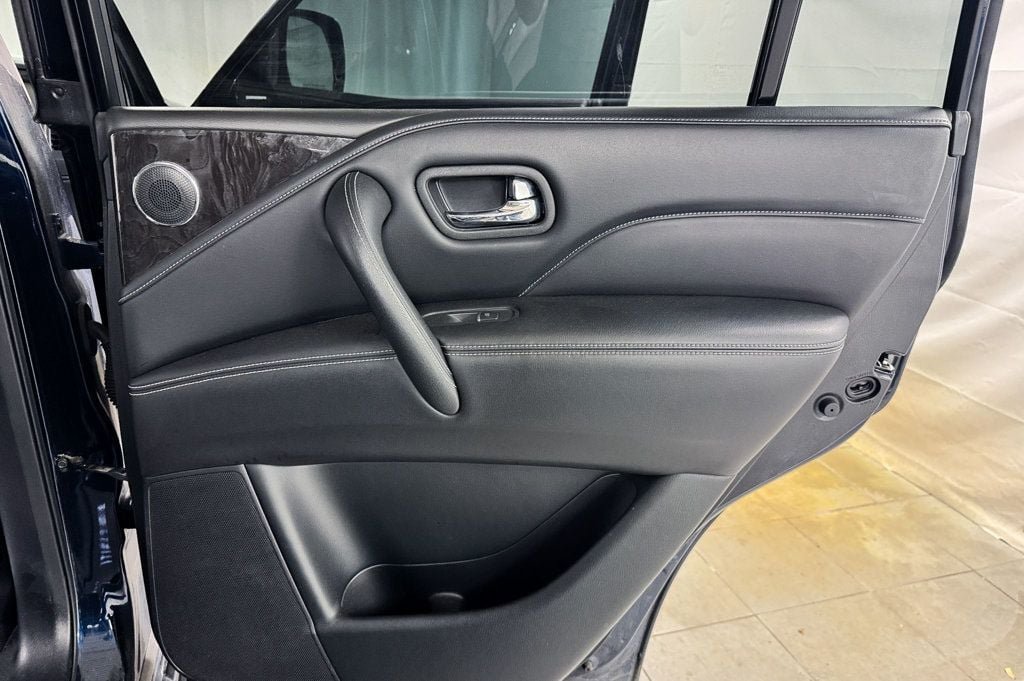 Used 2020 INFINITI QX80 Luxe w/ Proassist Package AWD/4WD image 16