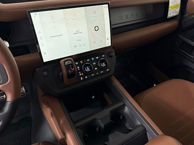 New 2026 Land Rover Defender 110 OCTA AWD/4WD image 37
