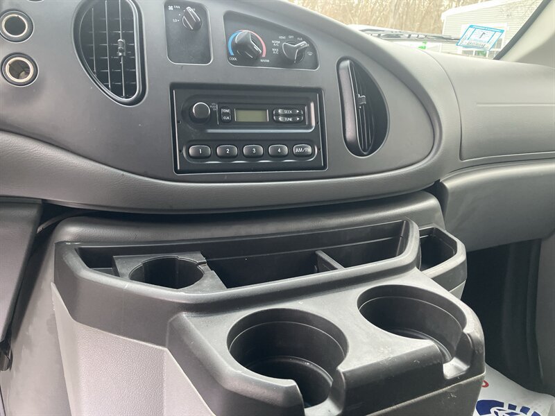 Used 2008 Ford E-350 and Econoline 350 Super Duty RWD image 15
