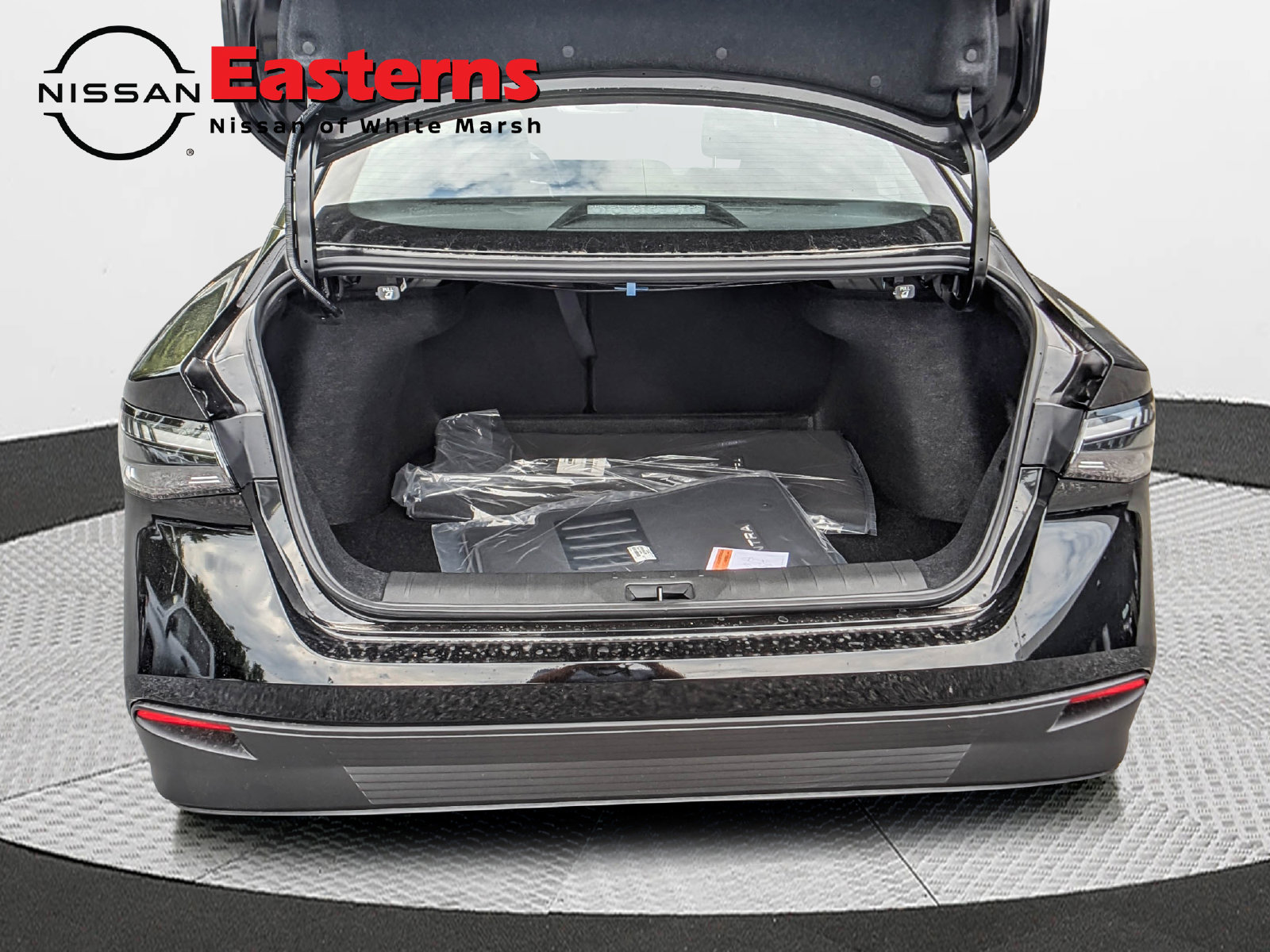 New 2027 Nissan Sentra SV w/ Floor Mat Package FWD image 11
