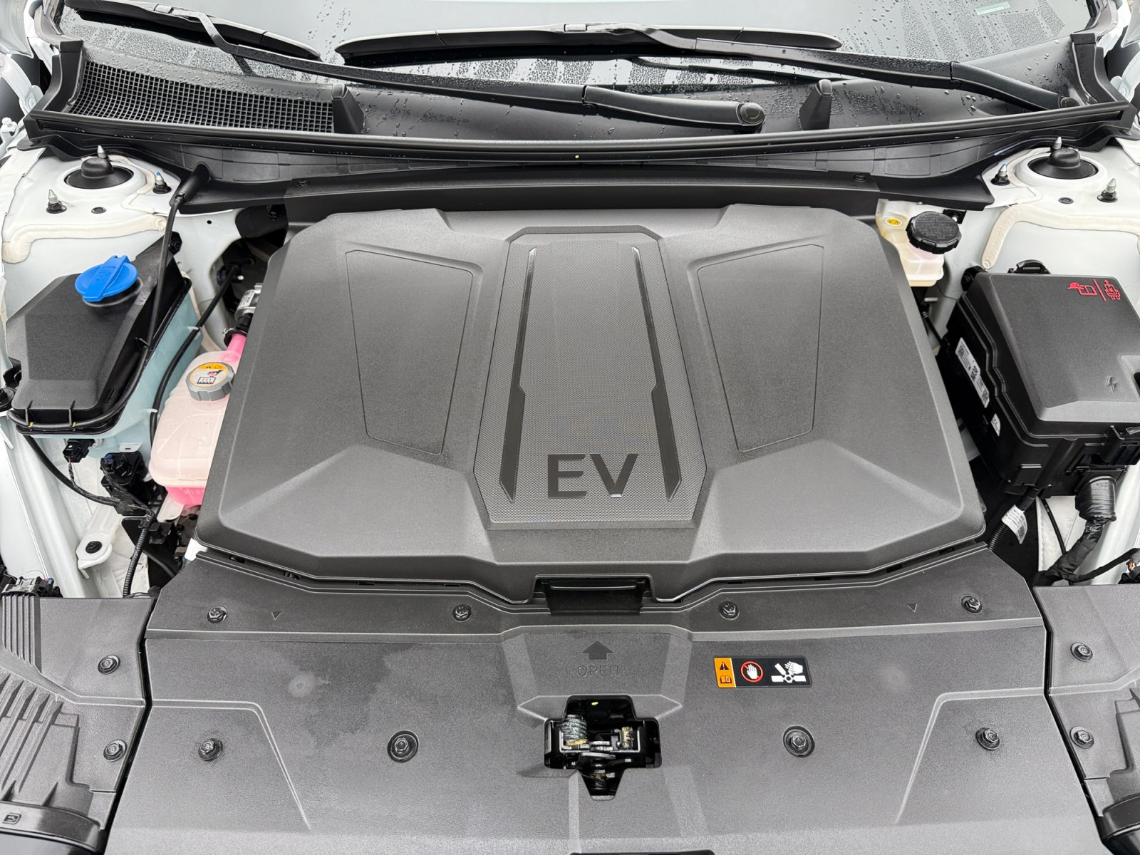 Certified 2025 Hyundai Ioniq 5 SE image 20