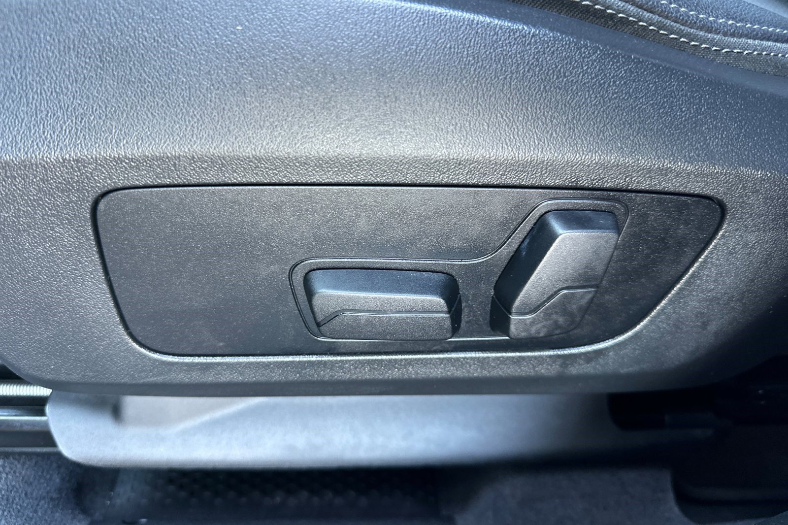 Certified 2023 BMW X1 xDrive28i w/ Convenience Package image 14