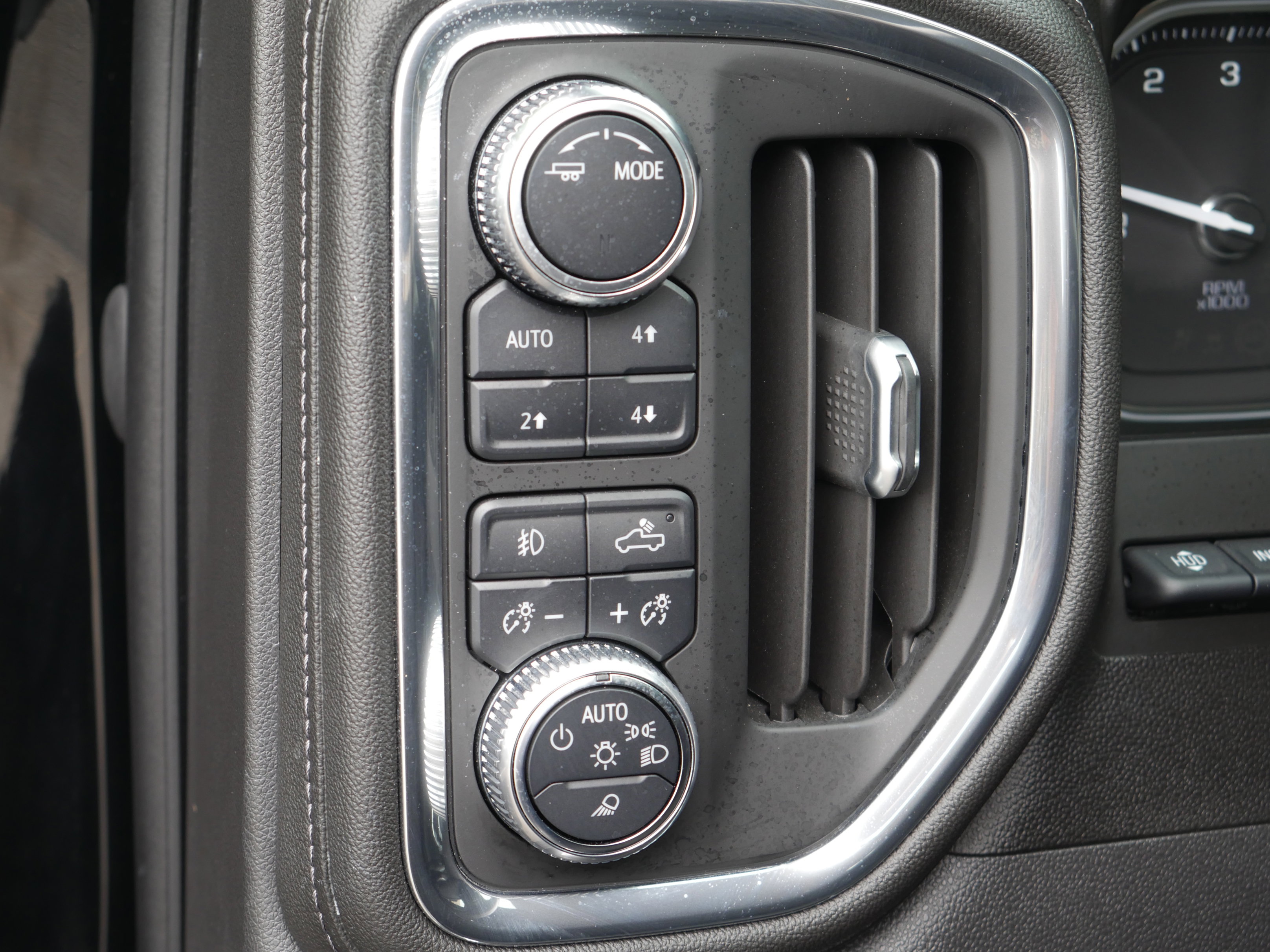 Used 2021 GMC Sierra 1500 Denali w/ Denali Ultimate Package AWD/4WD image 6