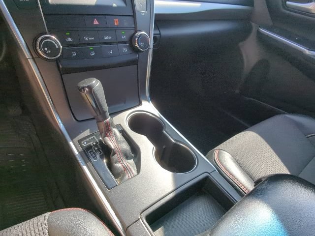 Used 2017 Toyota Camry SE FWD image 26