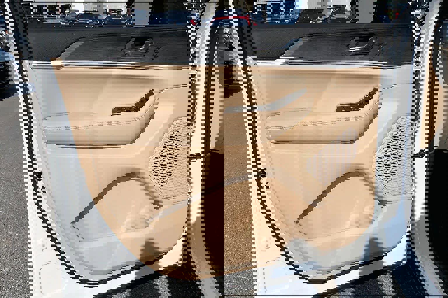 Used 2025 Jeep Grand Cherokee L Limited image 22