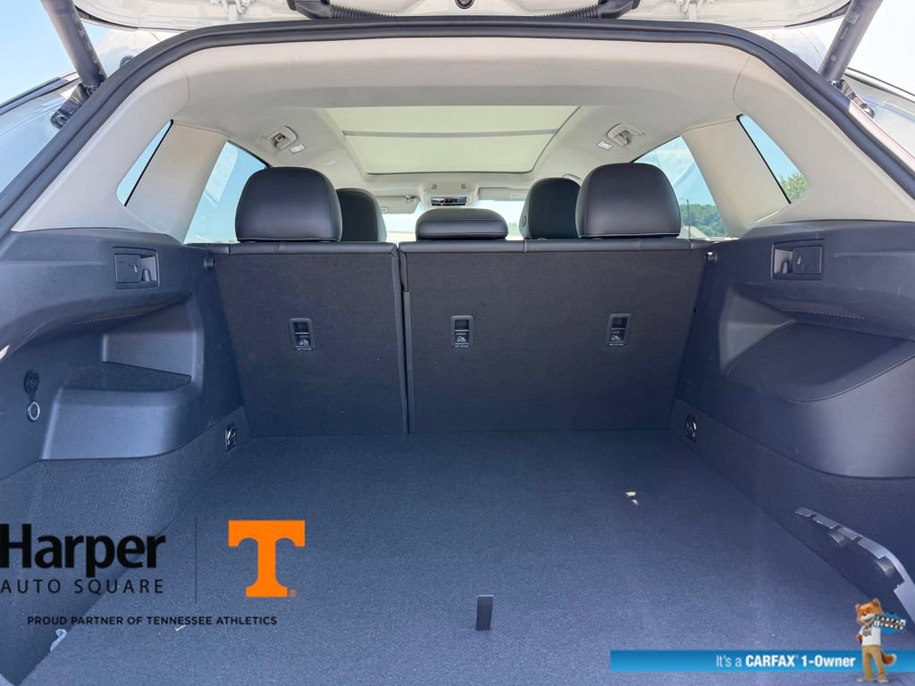 Used 2025 Volkswagen Tiguan SE w/ Panoramic Sunroof Package AWD/4WD image 20