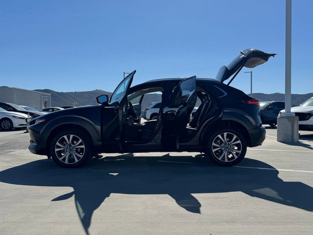 Used 2023 MAZDA CX-30 AWD 2.5 S w/ Premium Package image 26