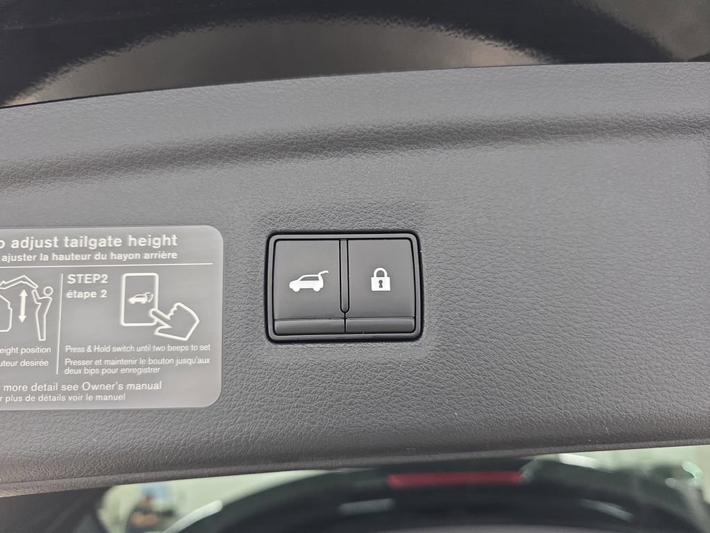 Certified 2023 INFINITI QX50 Luxe AWD/4WD image 33