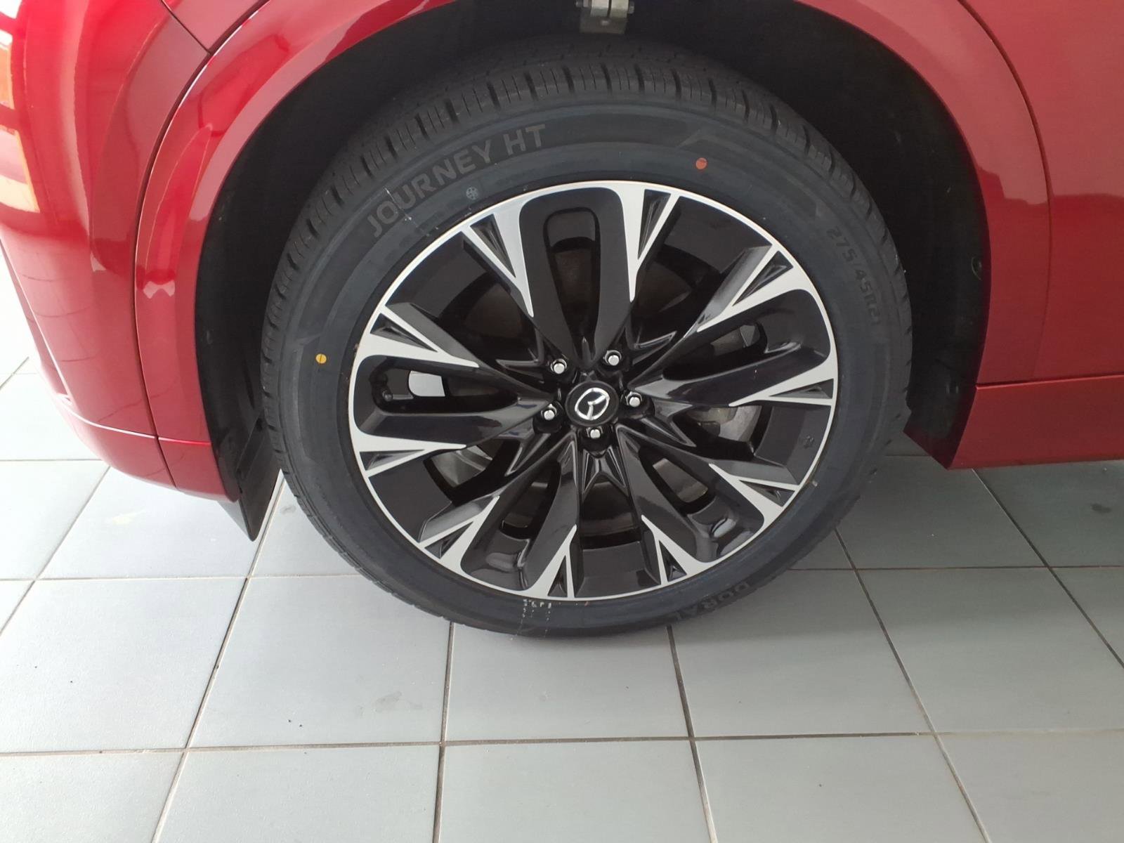 Used 2025 MAZDA CX-90 3.3 Turbo S w/ Premium Package image 9