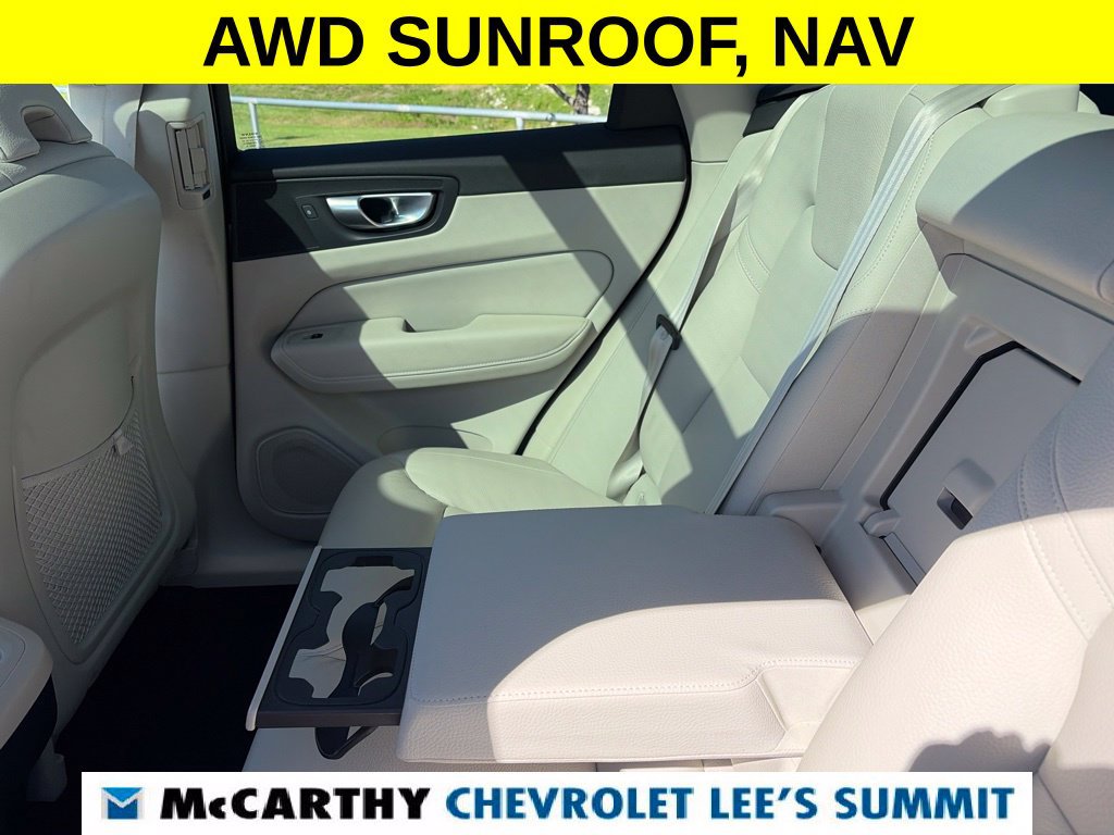 Used 2024 Volvo XC60 B5 Plus AWD/4WD image 42