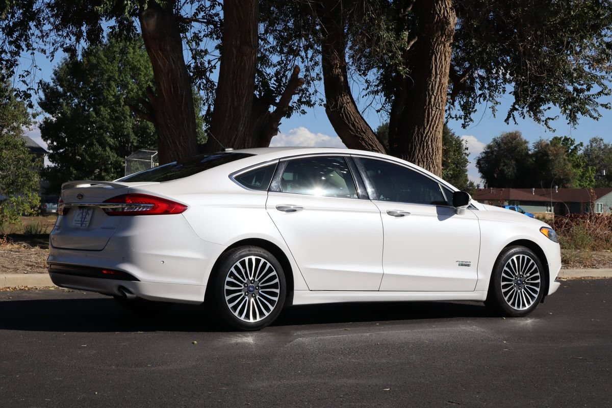 Used 2017 Ford Fusion Energi Titanium FWD image 6
