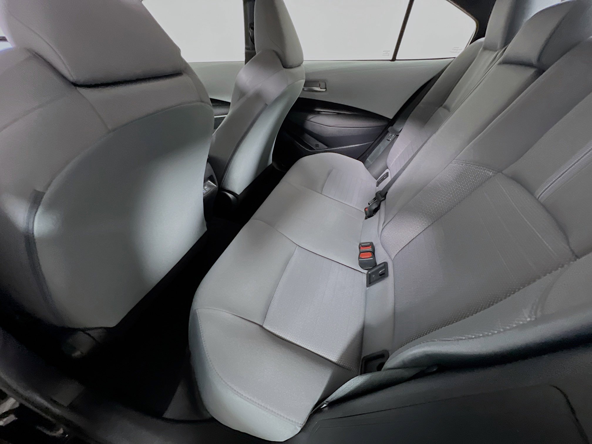 Used 2025 Toyota Corolla SE image 29