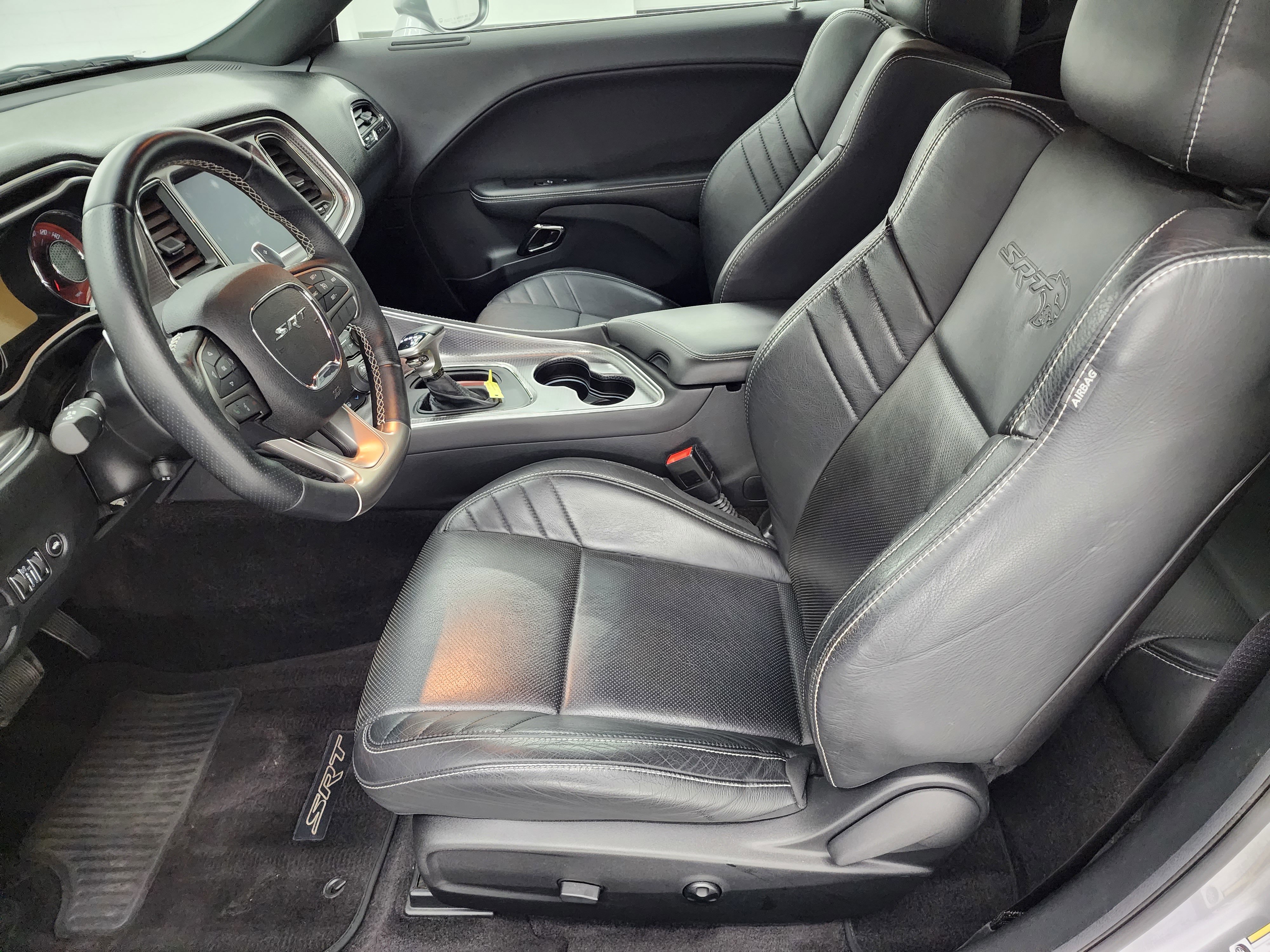 Used 2017 Dodge Challenger SRT Hellcat image 8