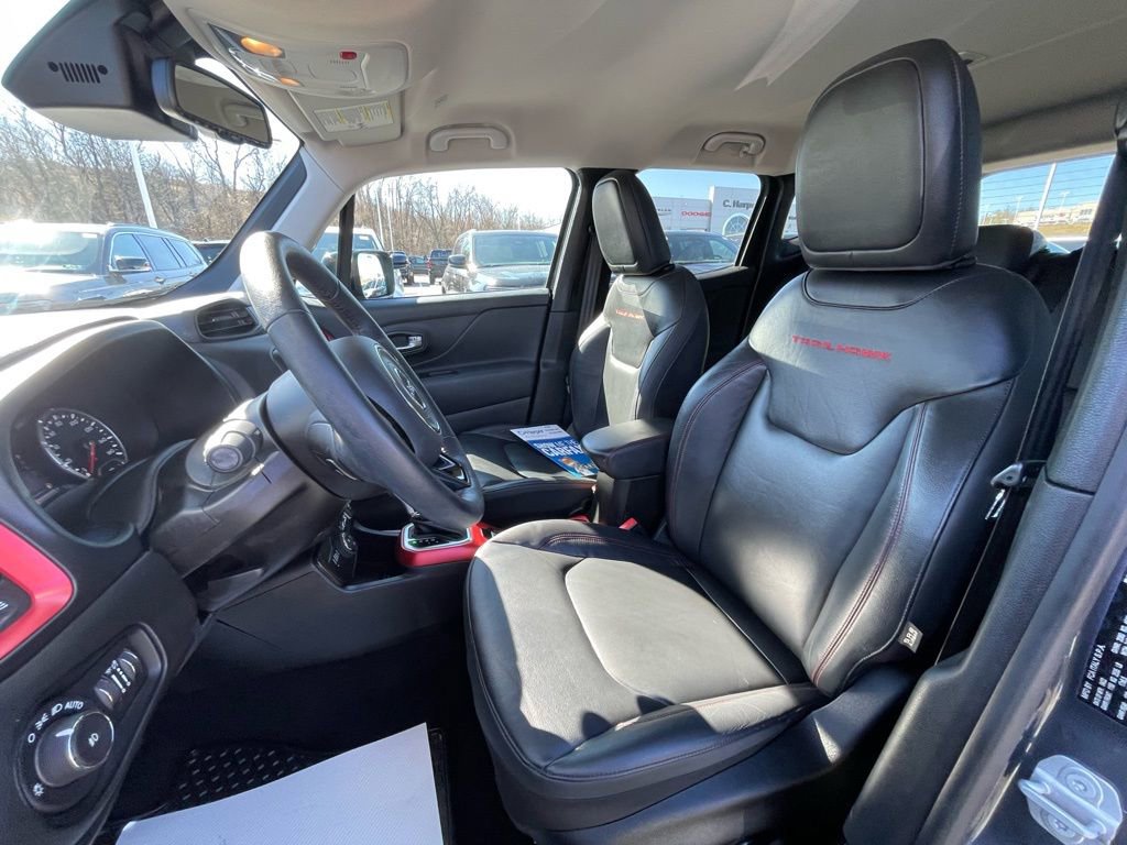 Used 2022 Jeep Renegade Trailhawk image 27