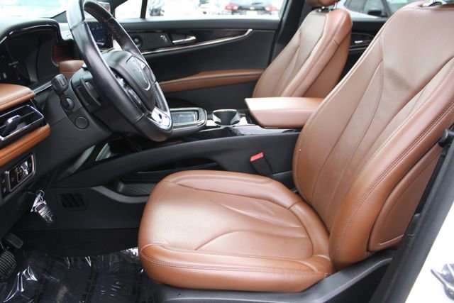 Used 2023 Lincoln Nautilus Reserve w/ Equipment Group 201A AWD/4WD image 32