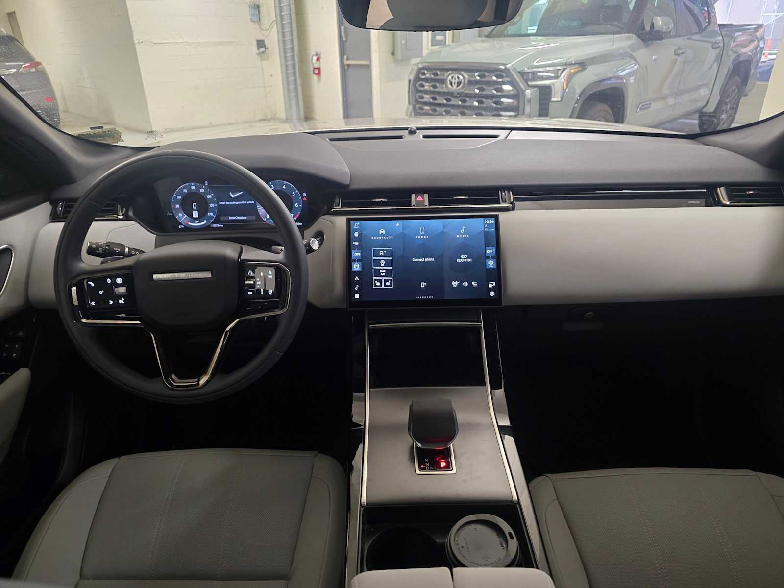 Used 2026 Land Rover Range Rover Velar S AWD/4WD image 17