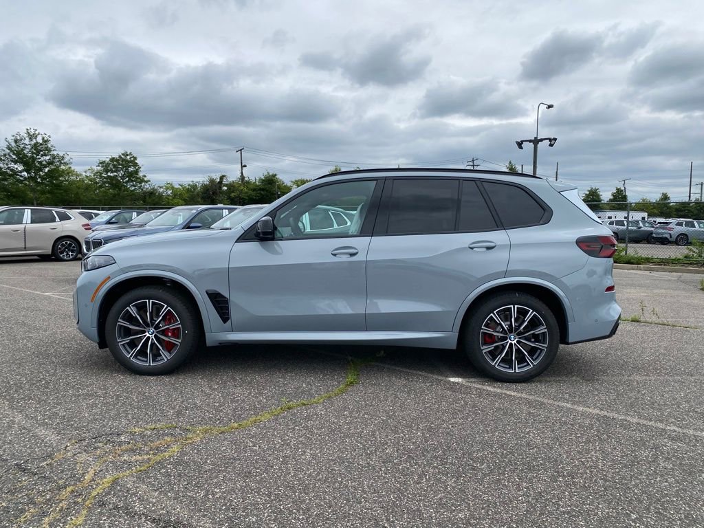 New 2026 BMW X5 M60i image 4