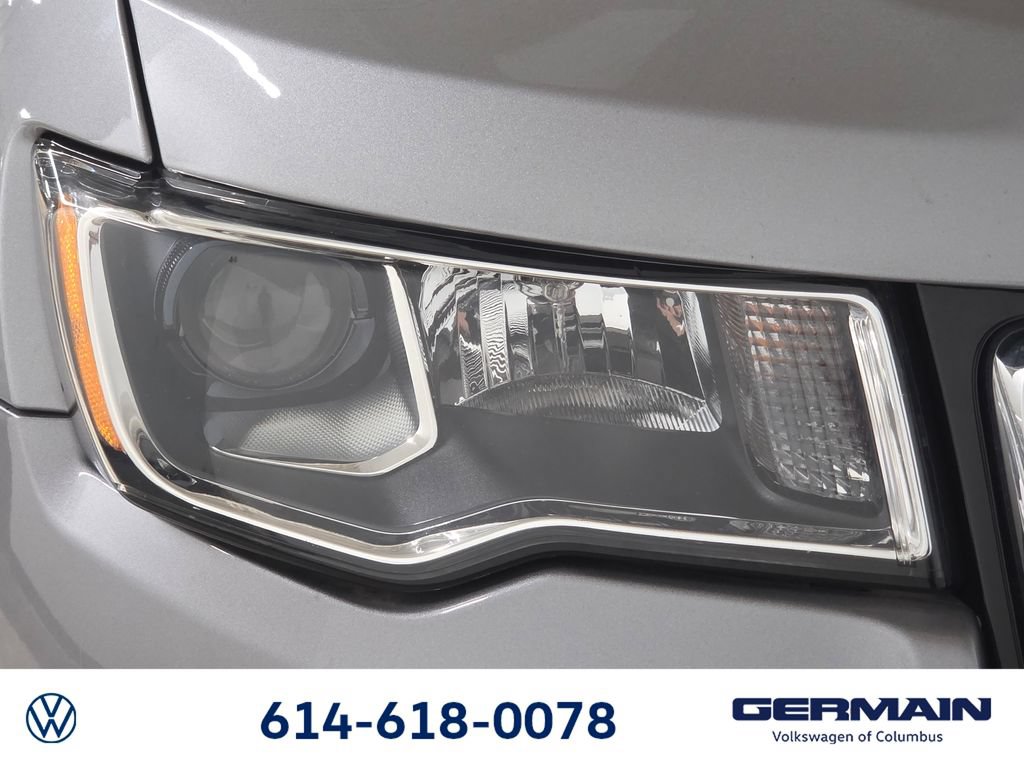 Used 2020 Jeep Grand Cherokee Laredo w/ Quick Order Package 2BN North AWD/4WD image 15