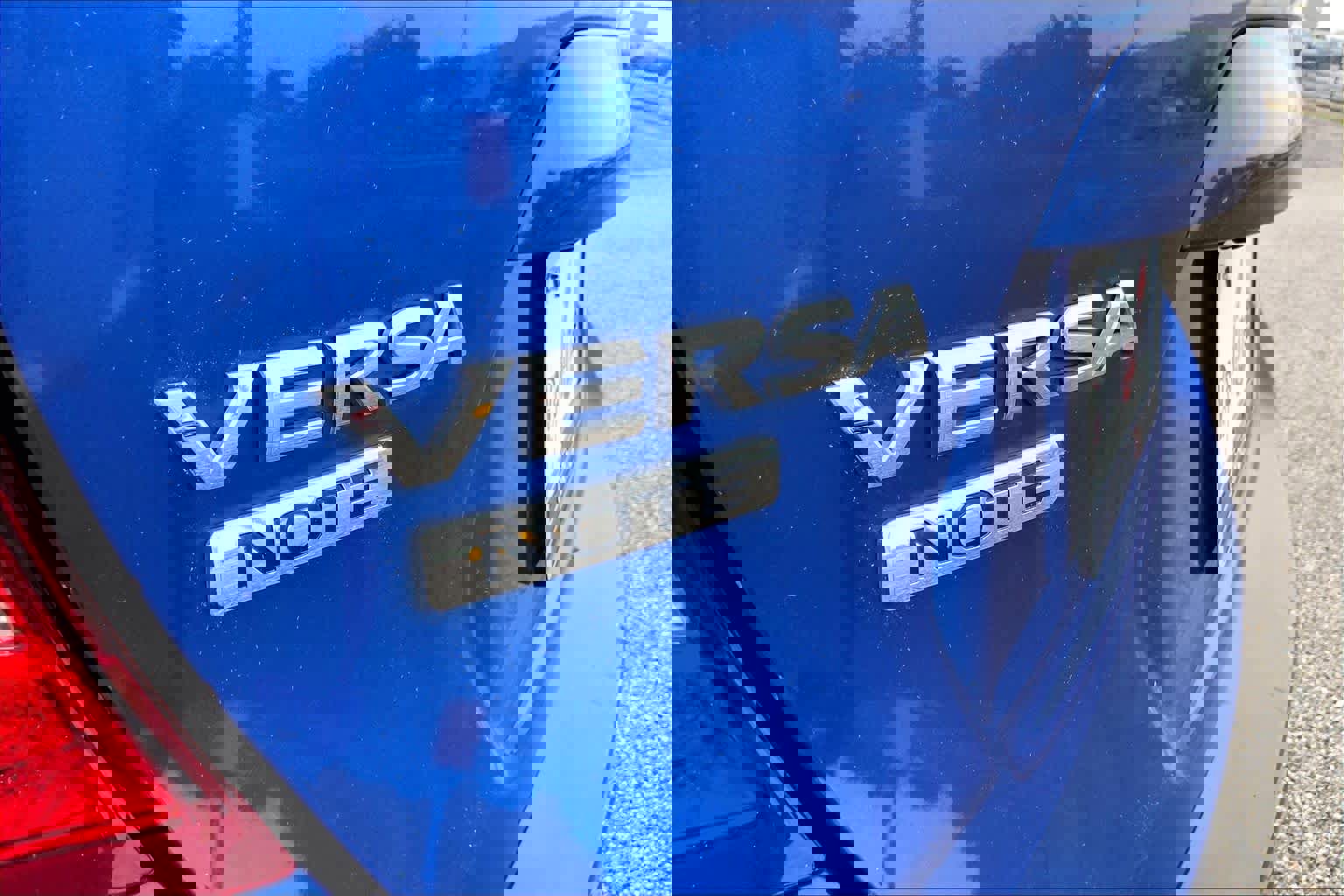 Used 2017 Nissan Versa Note SV w/ SV Appearance Package image 29