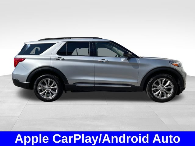 Used 2024 Ford Explorer XLT w/ Equipment Group 202A AWD/4WD image 6
