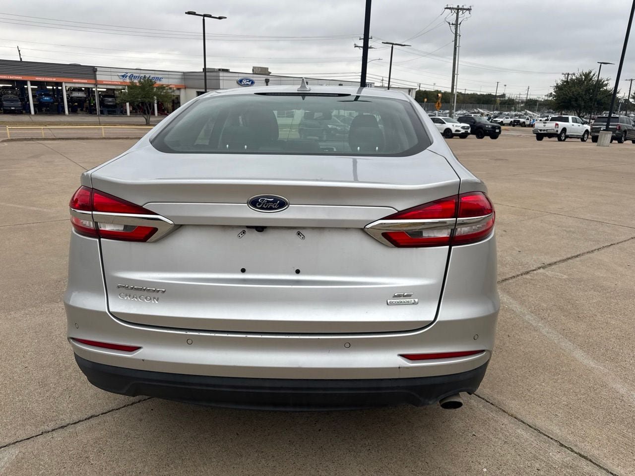 Used 2019 Ford Fusion SE FWD image 5