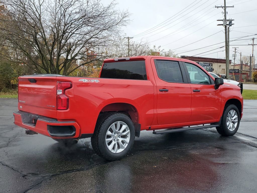 Used 2020 Chevrolet Silverado 1500 Custom w/ Custom Value Package image 3