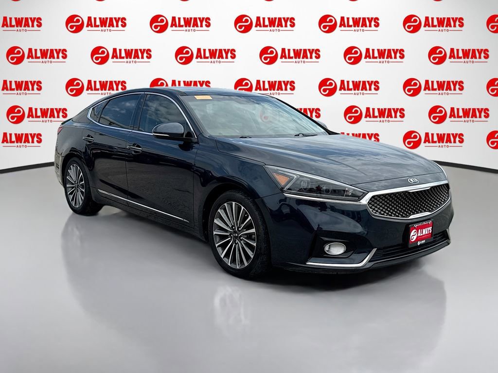 Used 2018 Kia Cadenza FWD image 3