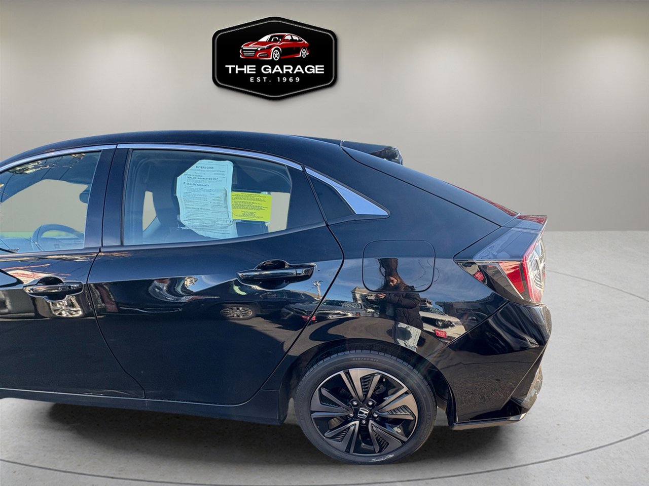 Used 2017 Honda Civic EX image 5