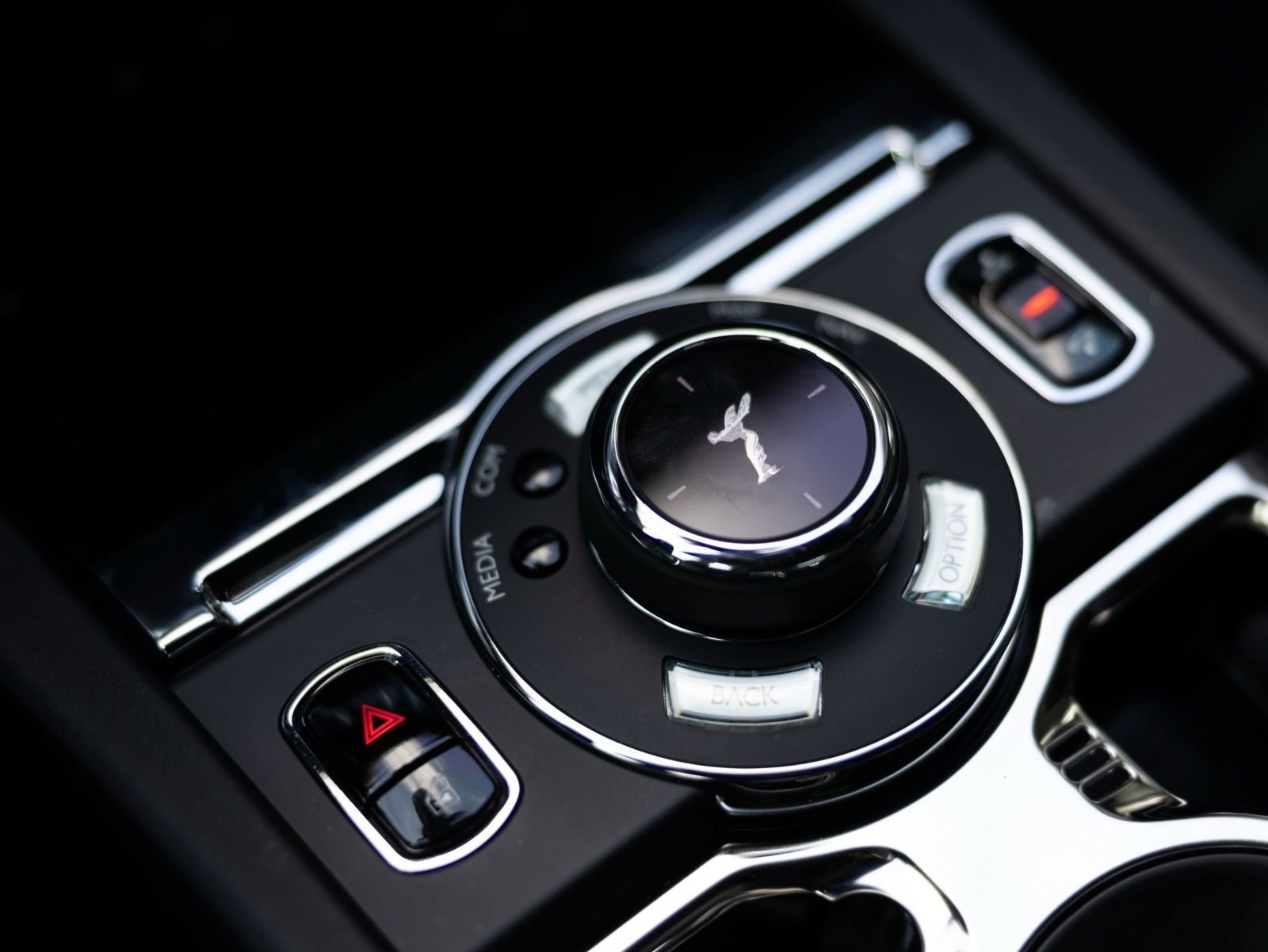 Used 2019 Rolls-Royce Wraith RWD image 21