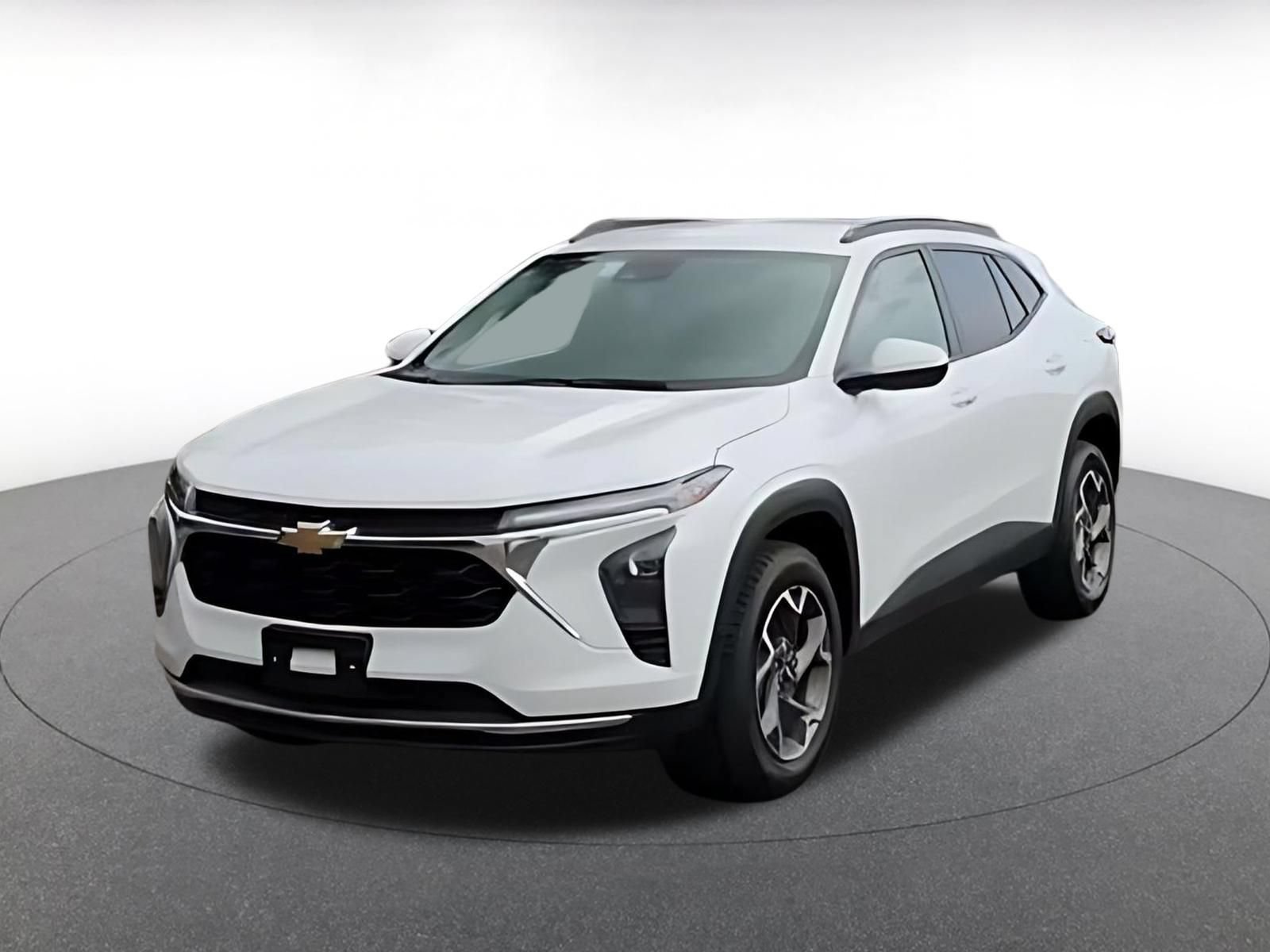 Used 2025 Chevrolet Trax LT FWD image 6