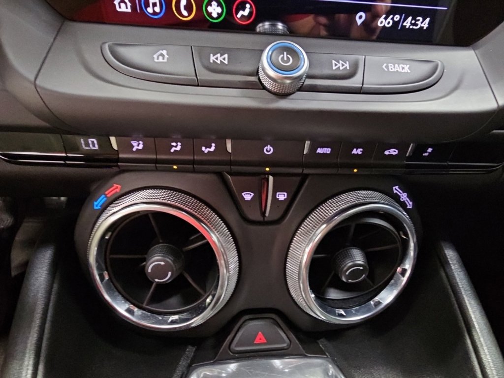 Used 2019 Chevrolet Camaro SS RWD image 19